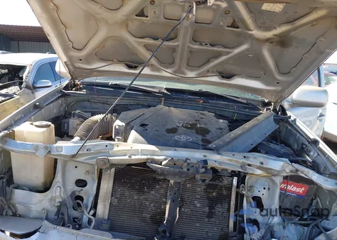 2007 Toyota Tacoma Base V6 z USA, uszkodzony, nr VIN 3TMLU42N87M013104